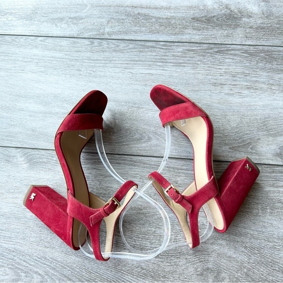 Michael KORS Francine Block Heel Strappy  Sandal in scarlet - Picture 7 of 15